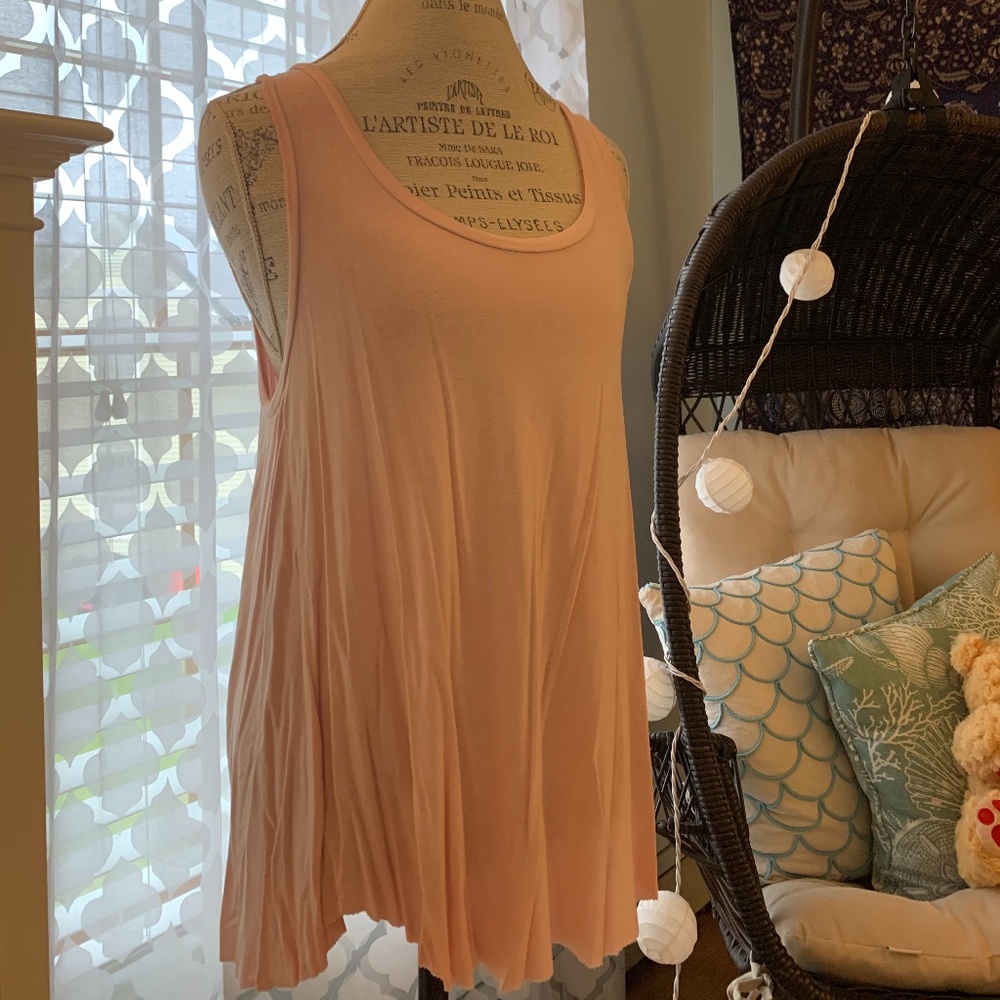 American Eagle Soft & Sexy Peach Flowy Tank Top